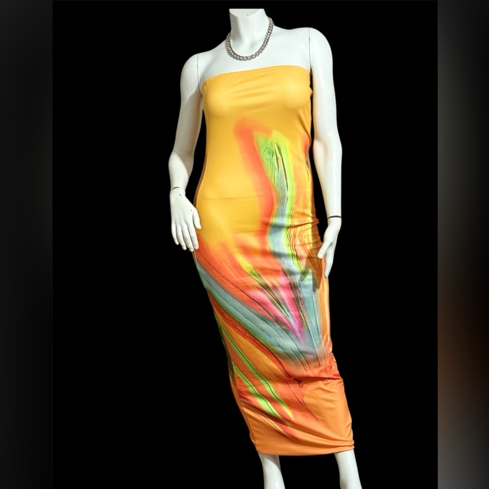 SHEIN Strapless tube dress in yellow with Colorful Swirl. Size 2X but runs small